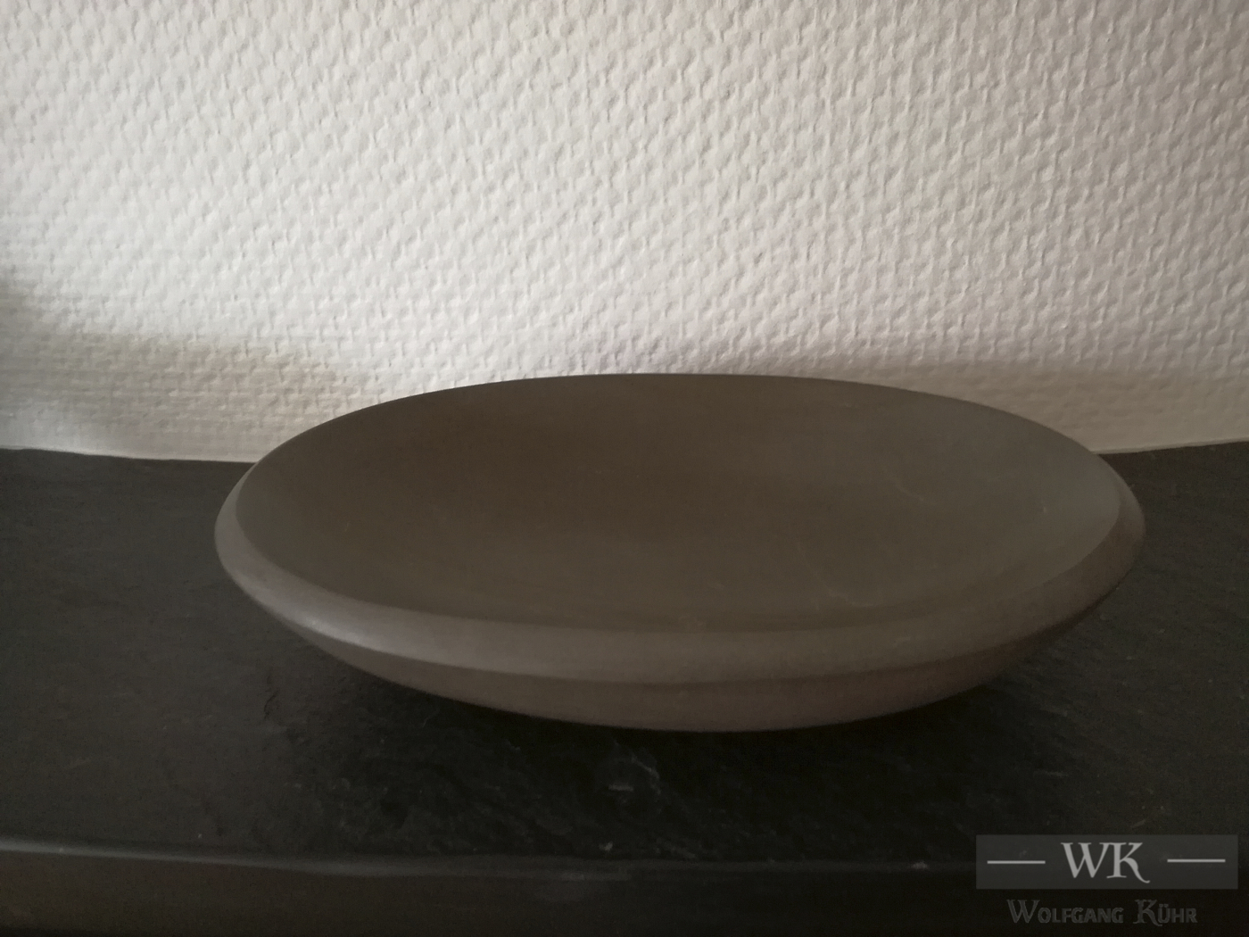 PS04 – „Schale“ 25x17x6cm I Grauwacke (2017)