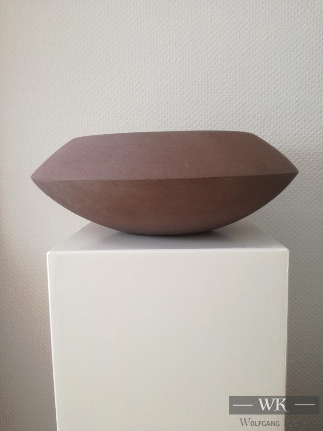PS14 – „Schale“ 39x32x15cm I roter Sandstein (2020)